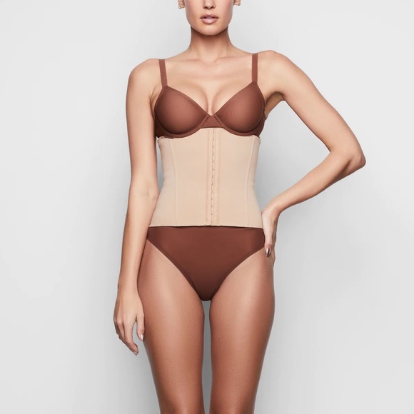 SKIMS Intimates & Sleepwear Nwot Skims Waist Trainer Poshmark